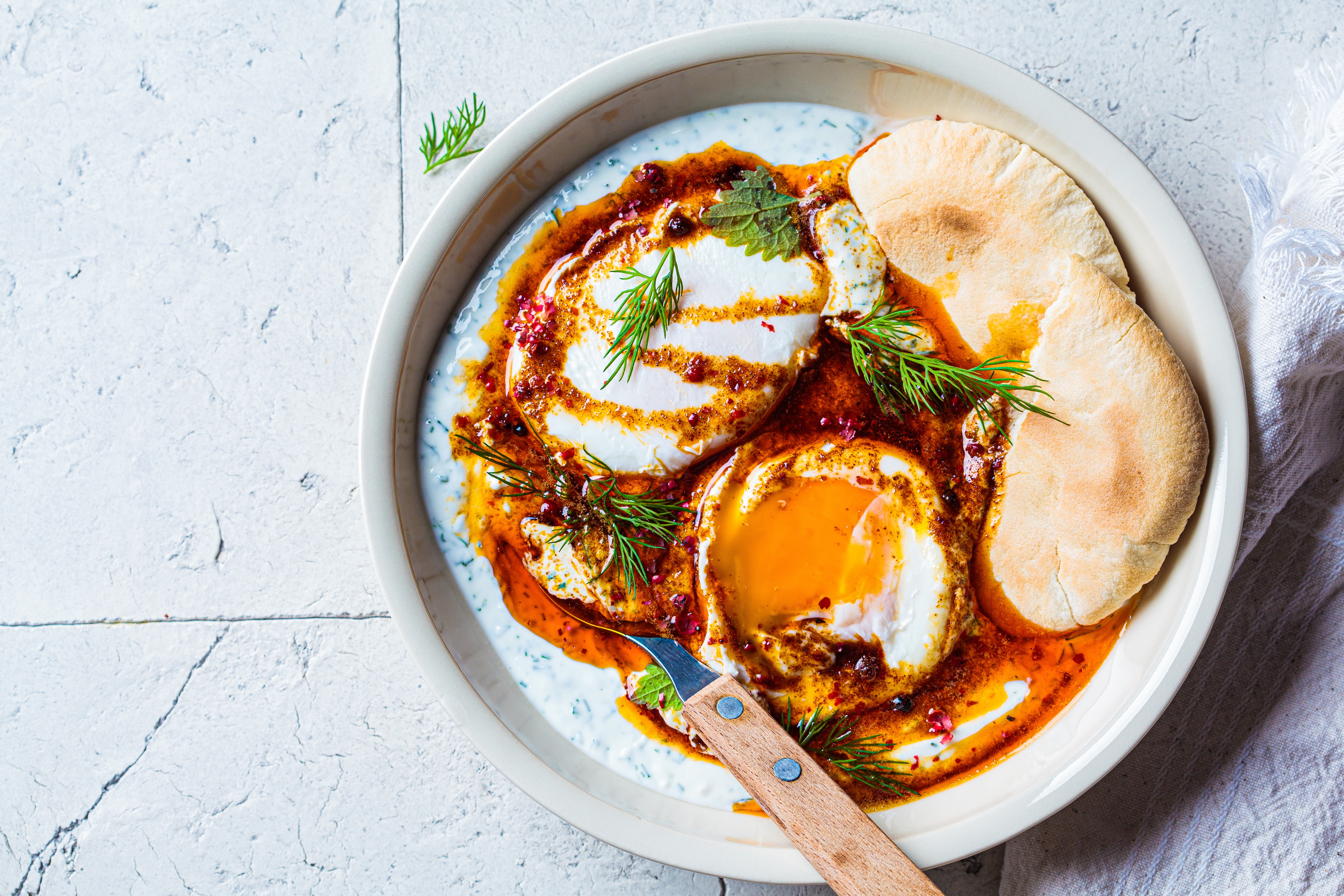 TURKISH EGGS (ÇILBIR)