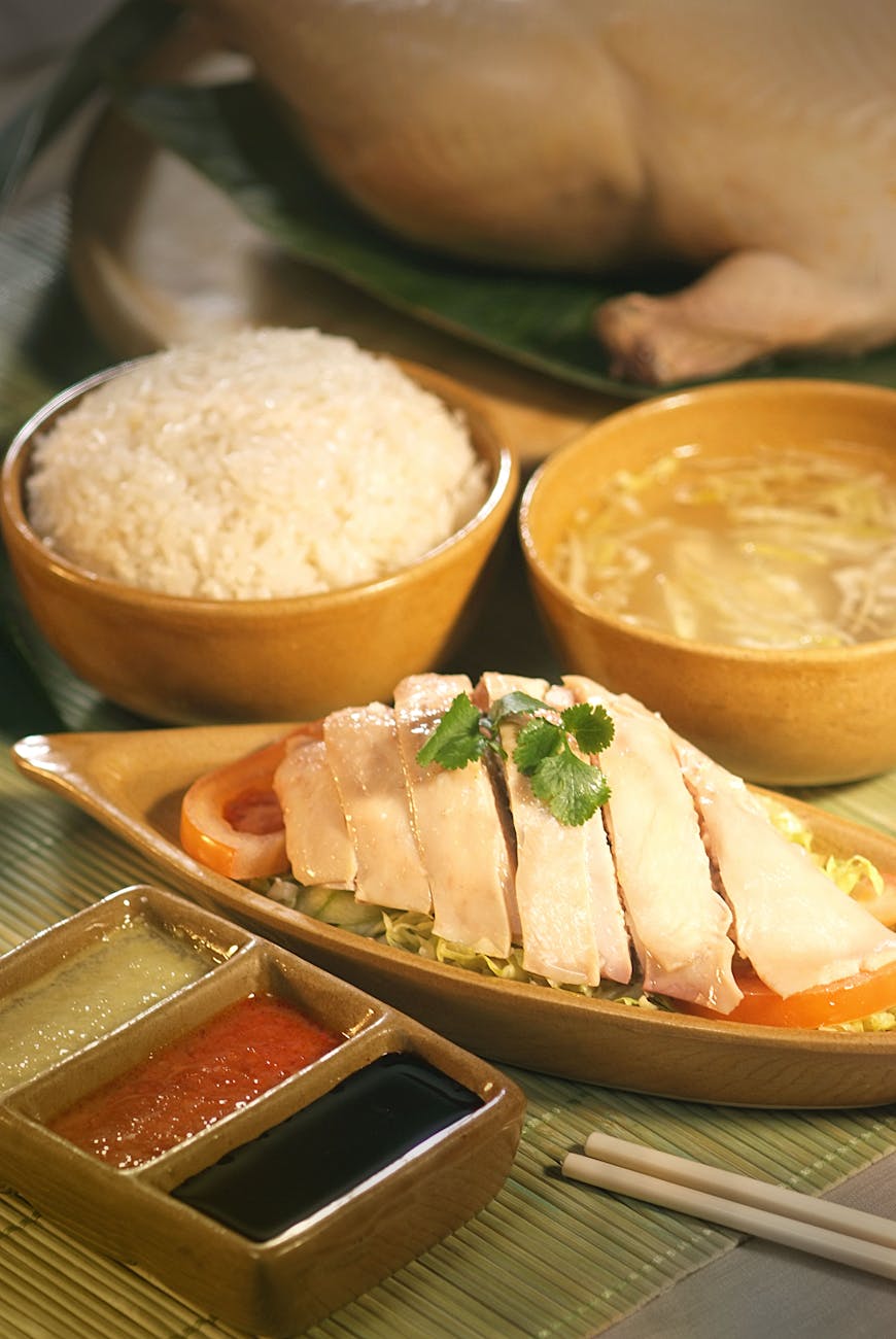 QUICK AND EASY HAINANESE CHICKEN RICE